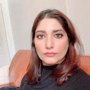 Roma Hora Copywriter Ecommerce Expert